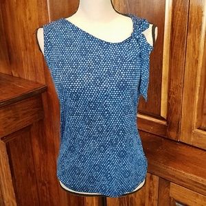 Lightweight blouse small.